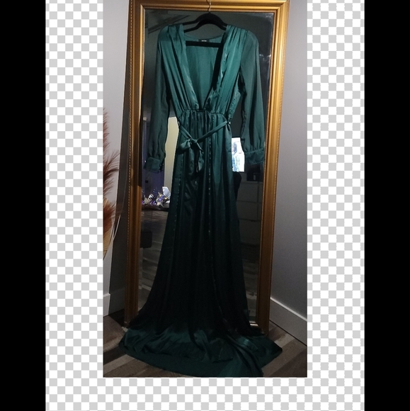 Miss Ord green dress - Picture 2 of 2